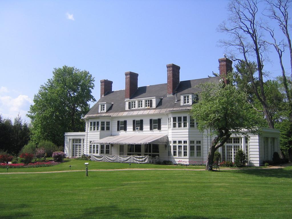 Four Chimneys Inn Bennington Exterior foto